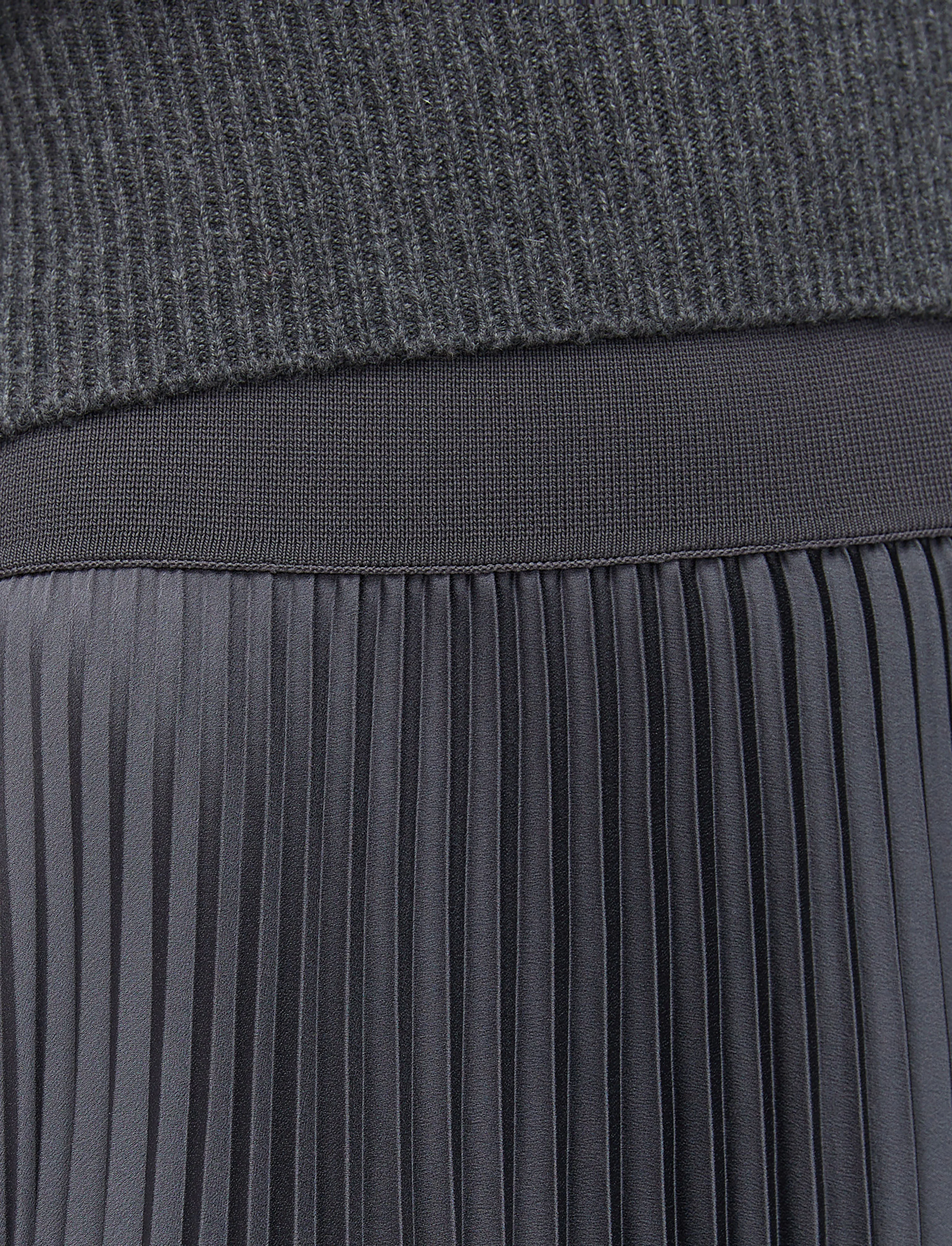 Ade Knit Weave Plissé Skirt - Image 4