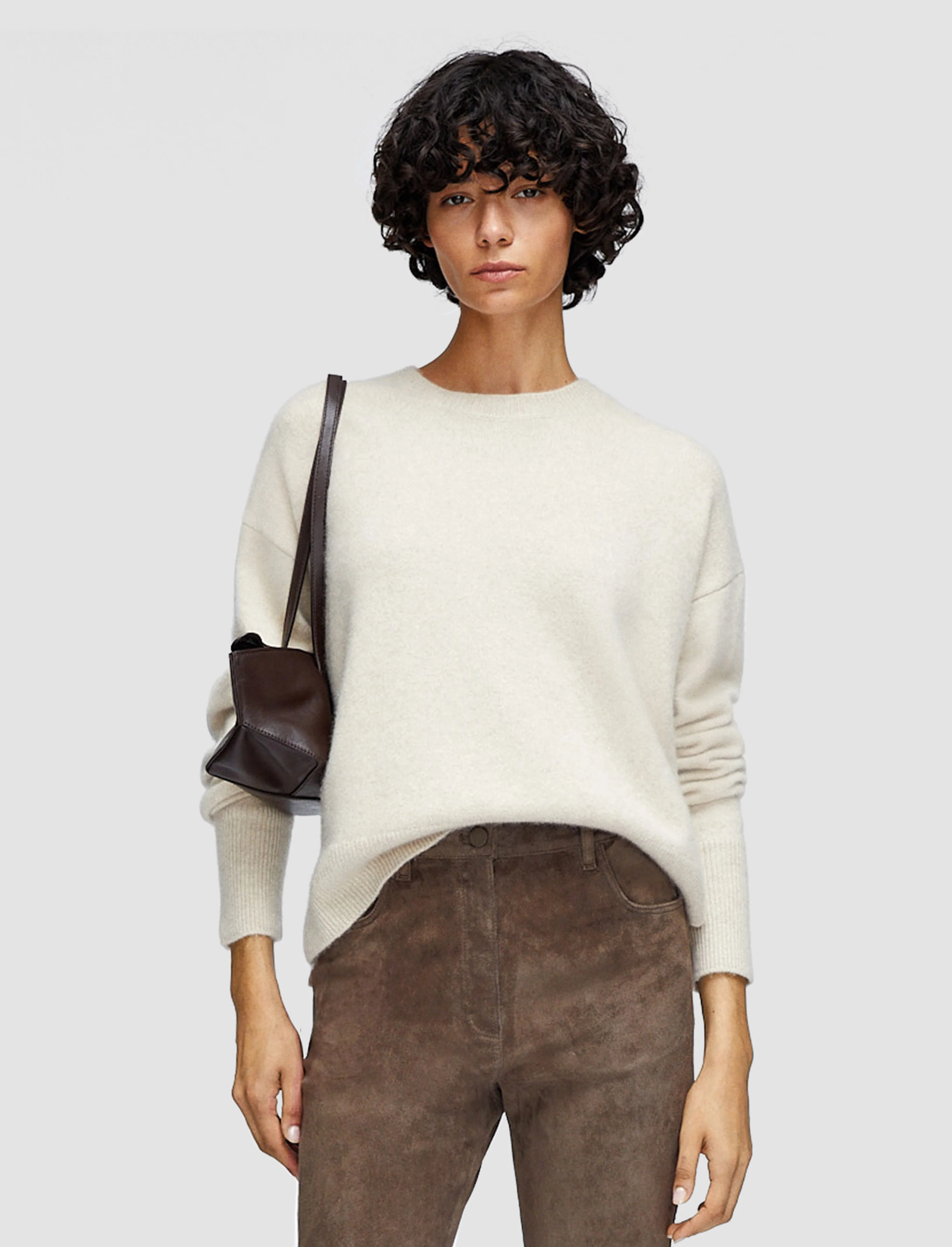 Brushed Cashmere Round Neck Jumper - Image 3