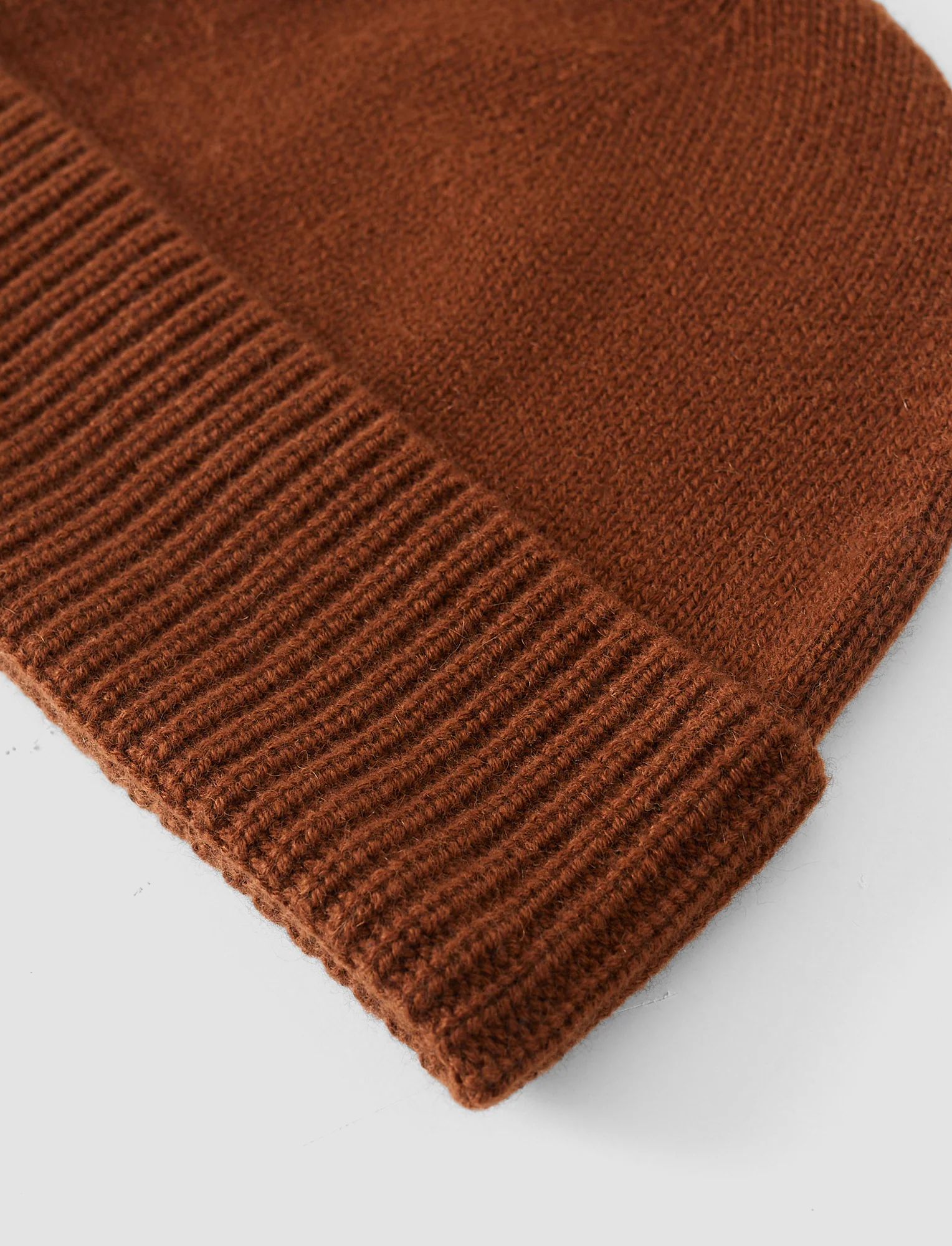 Chia Light Pure Cashmere Hat - Image 3
