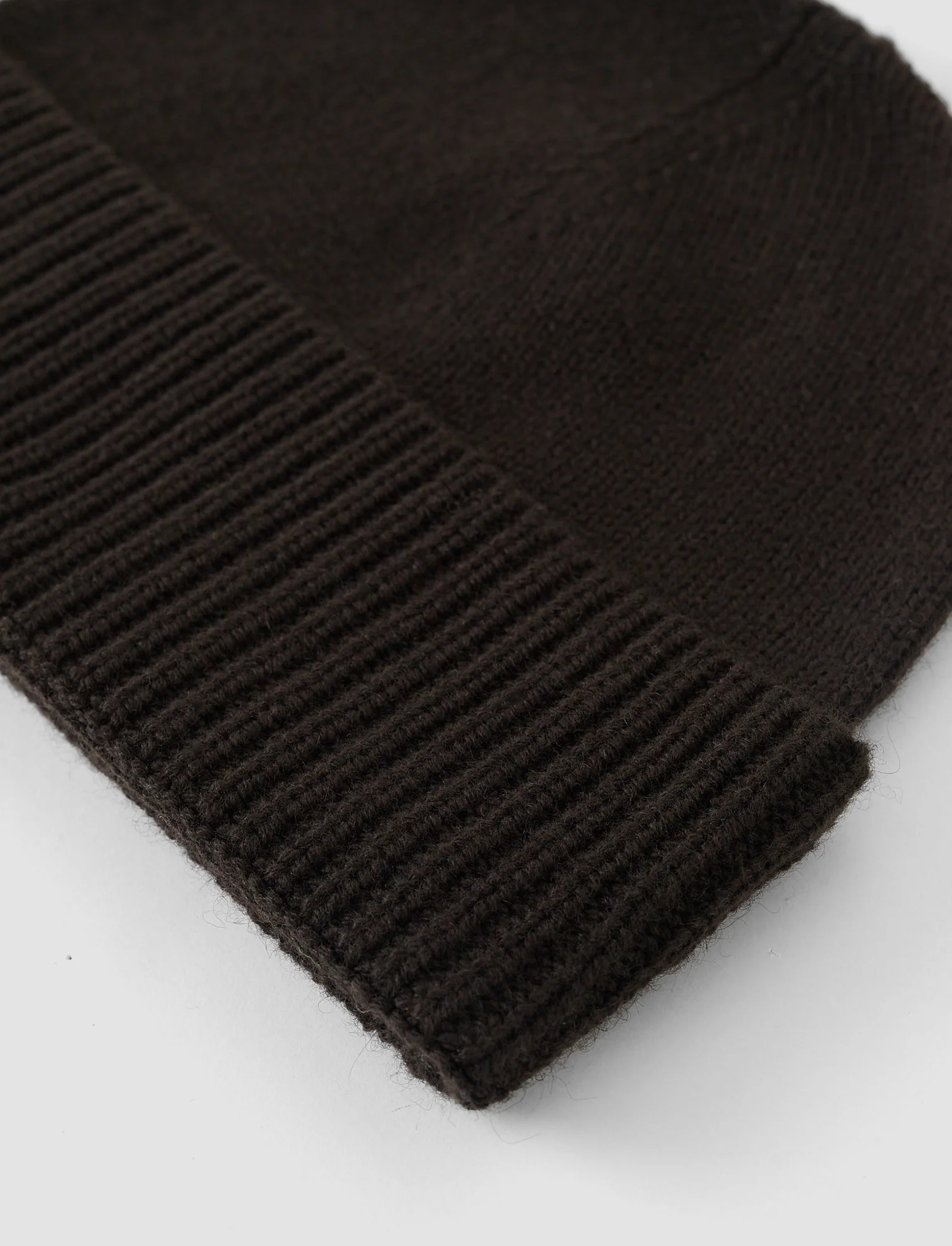 Chia Light Pure Cashmere Hat - Image 3