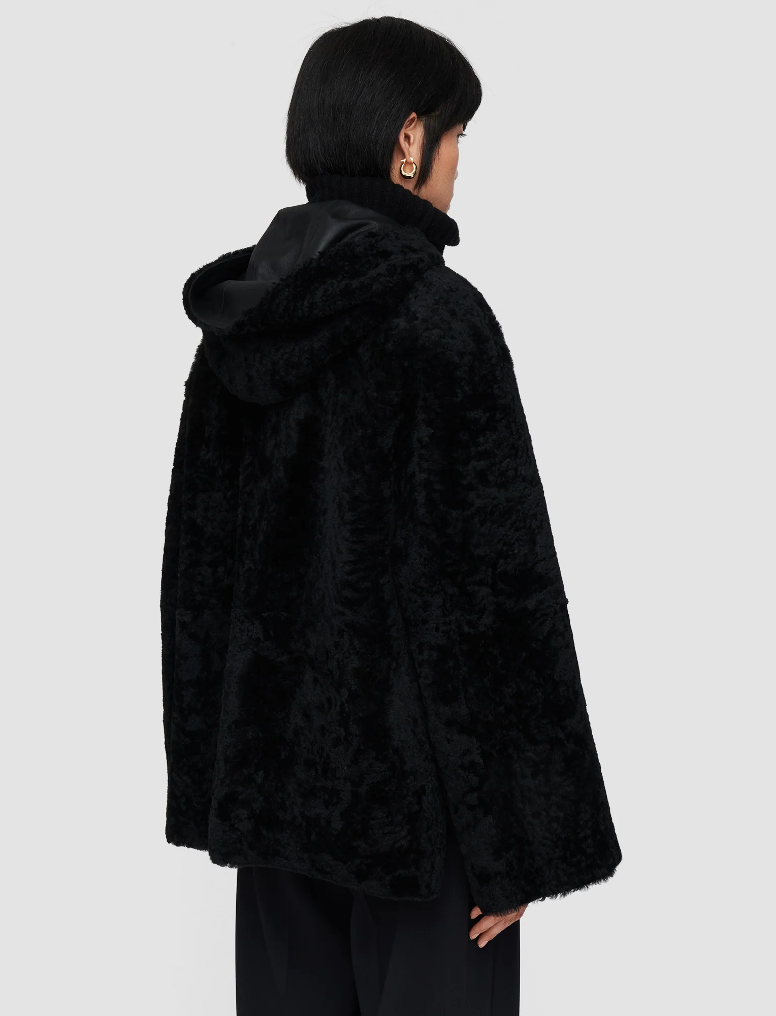 Cosser Reversible Shearling Coat - Image 4