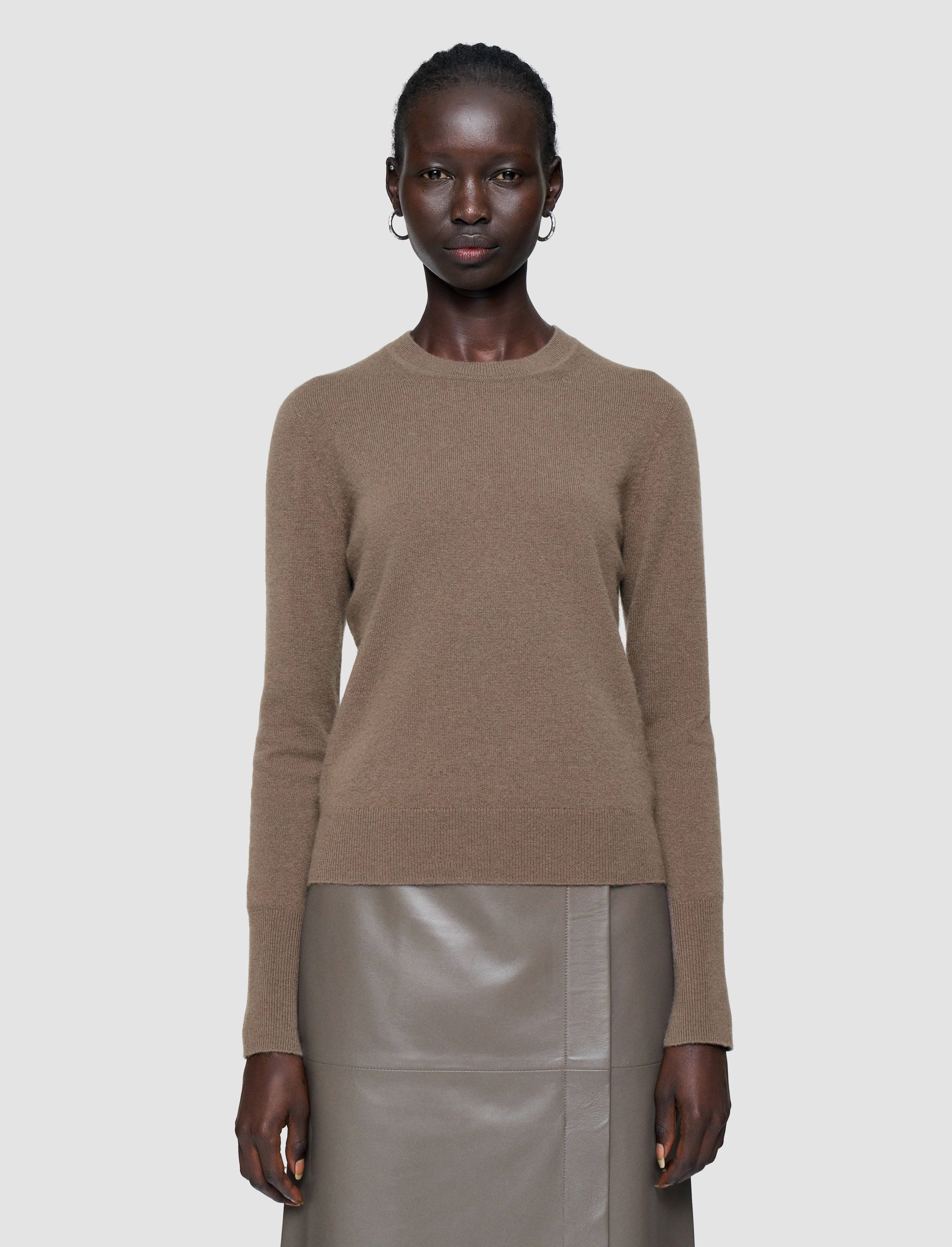 Light Pure Cashmere Round Neck Jumper - Image 3