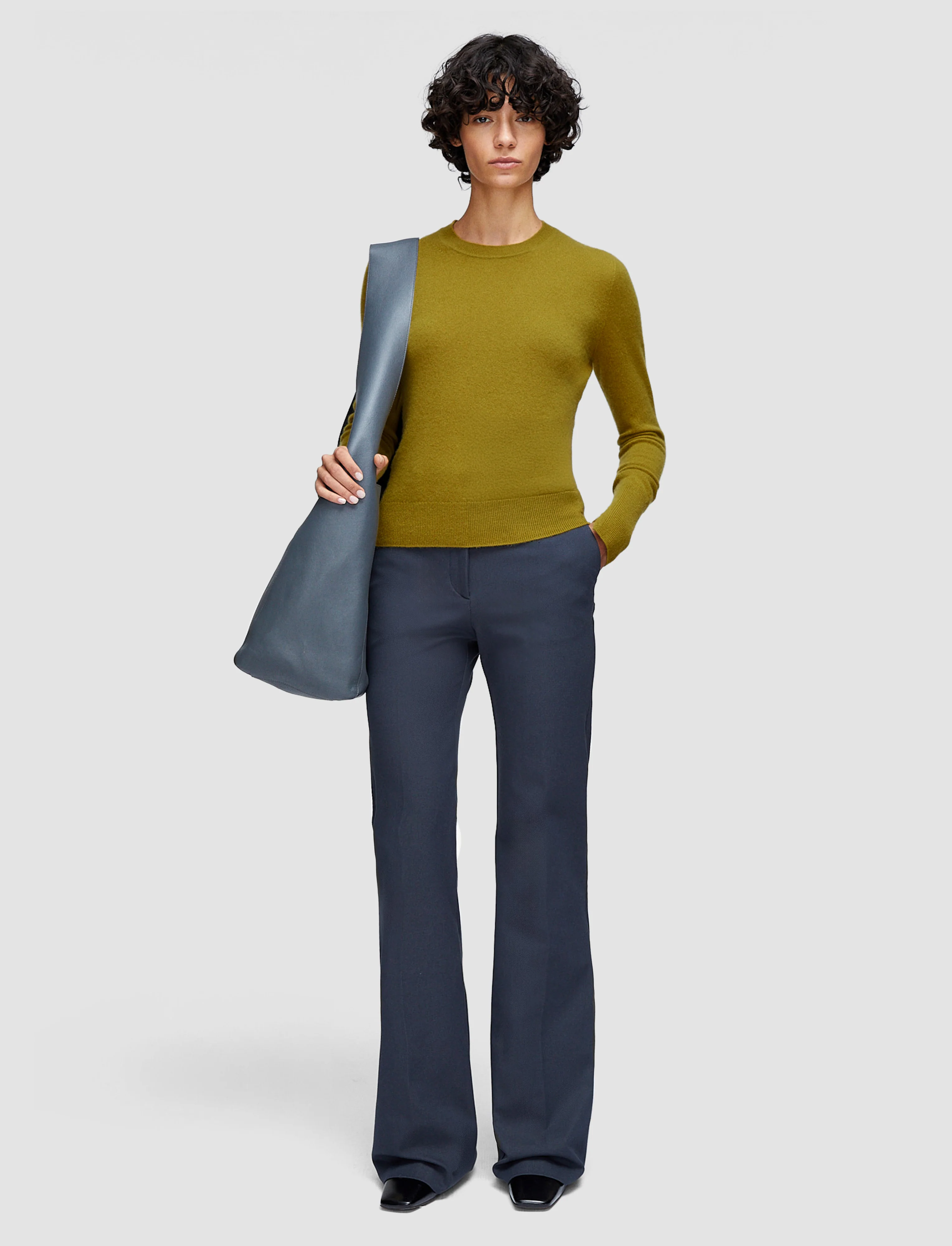 Light Pure Cashmere Round Neck Jumper - Image 2