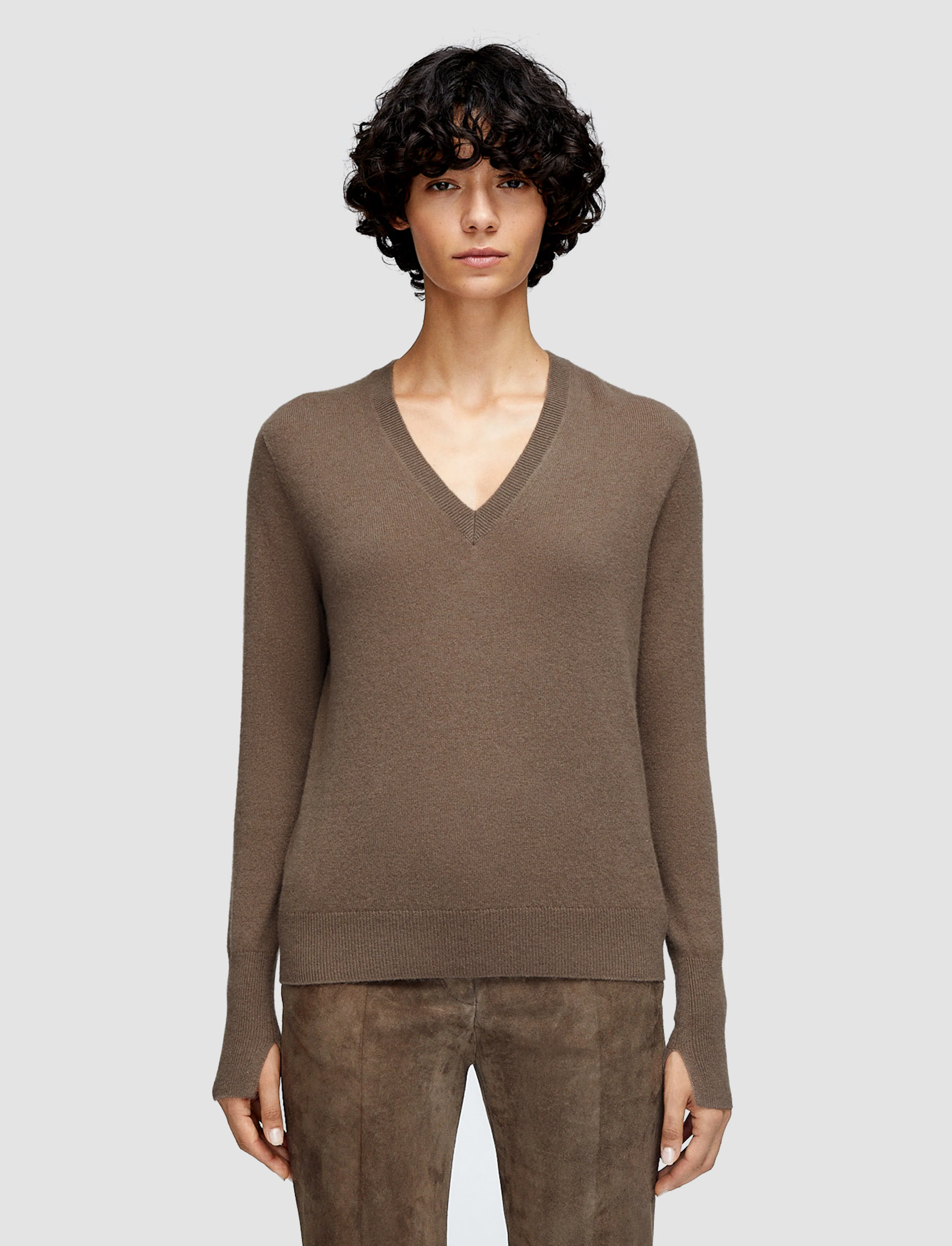 Light Pure Cashmere V Neck Jumper - Image 3