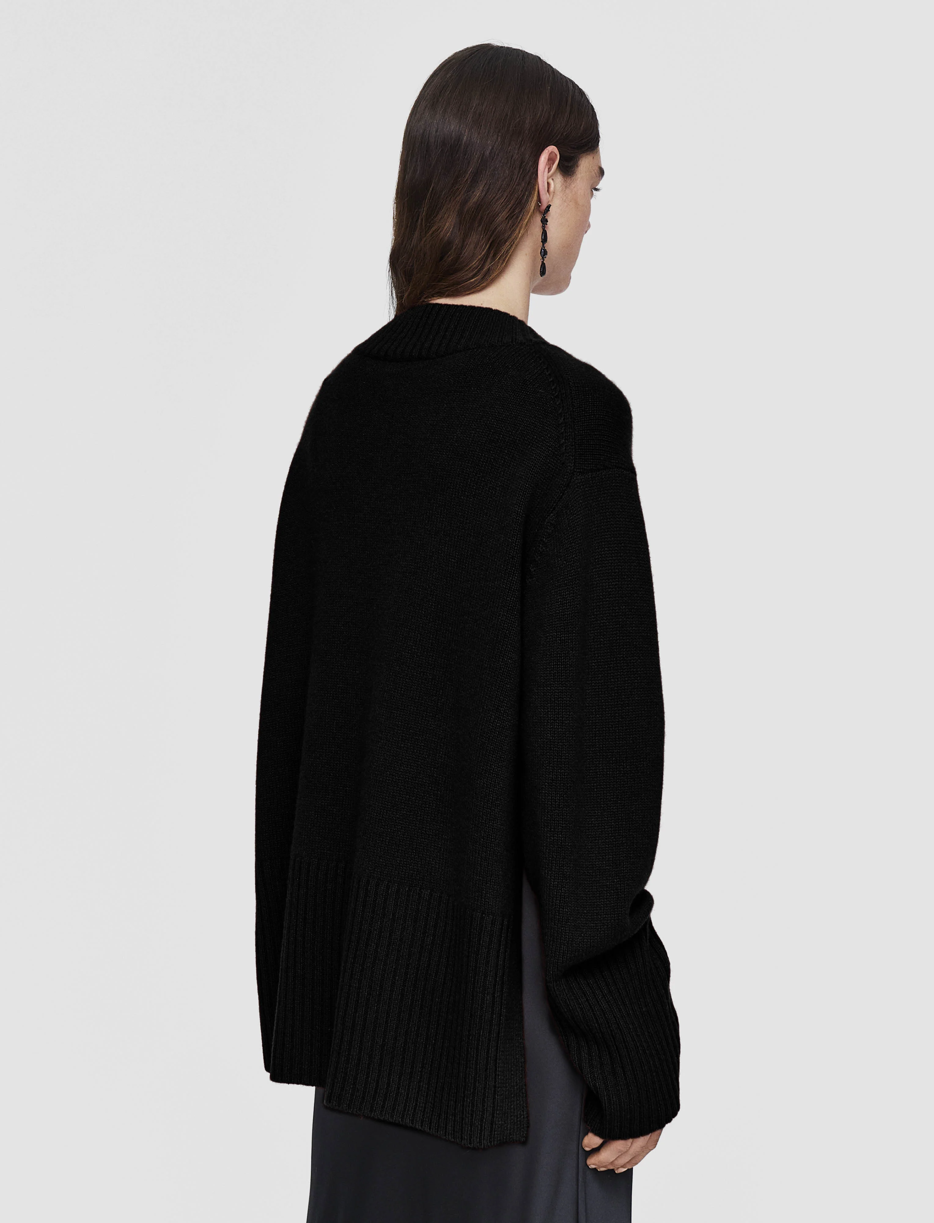 Luxe Cashmere V Neck Jumper - Image 4