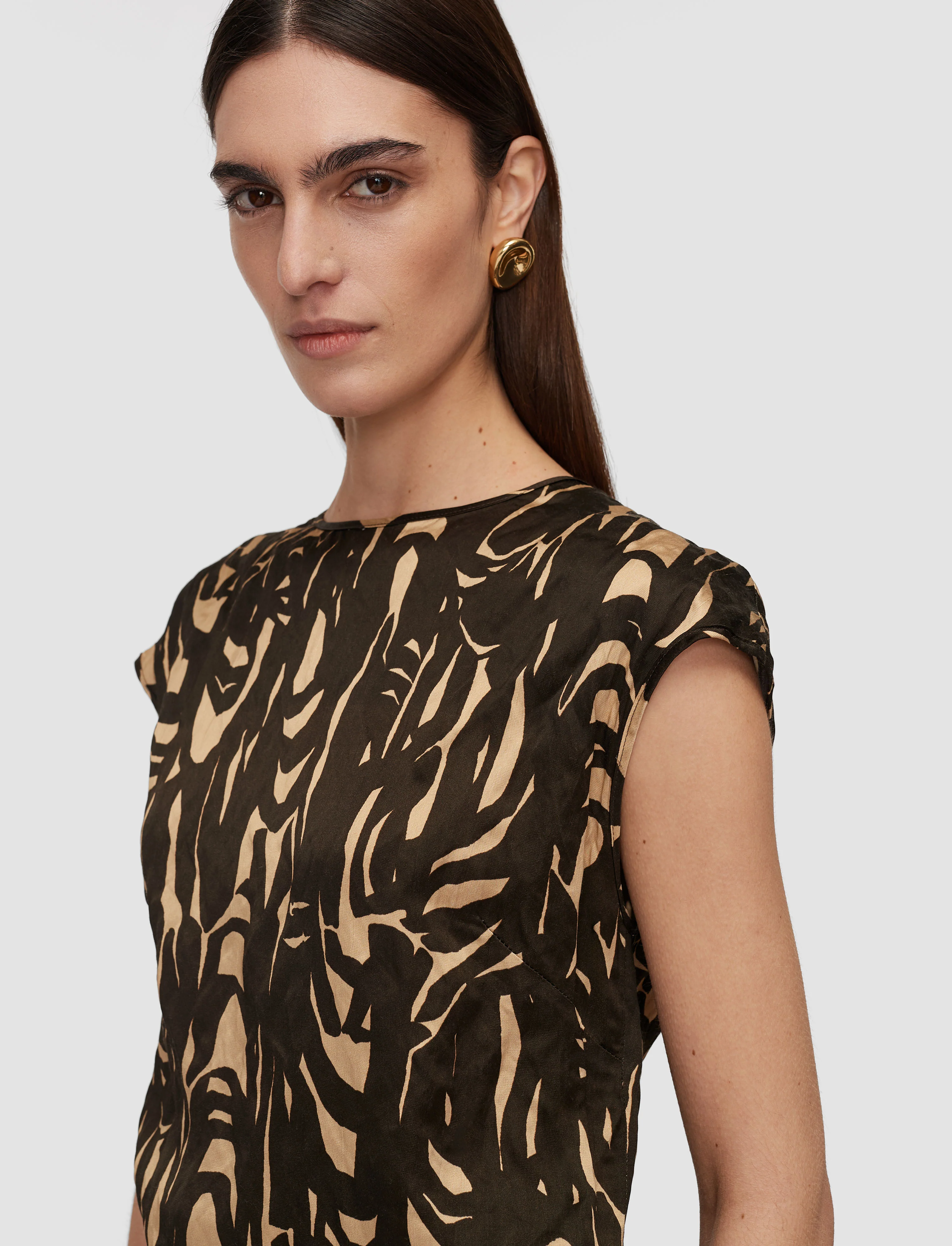Zeyna Printed Crinkle Top - Image 5